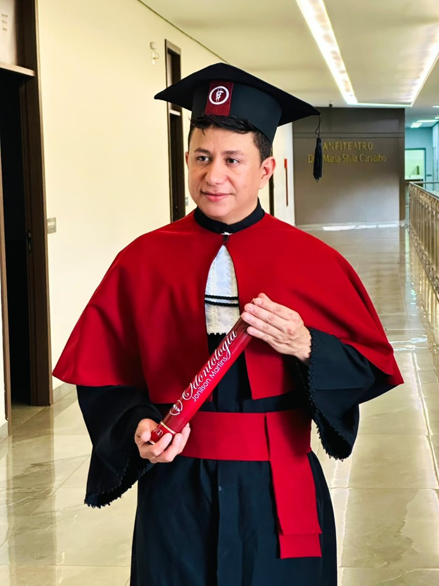 Dr. Jonilson Martins na colação de grau em Odontologia